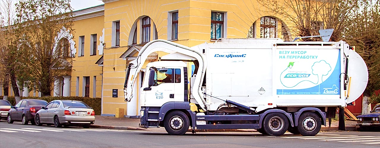 Губернатор Ленинградской области предложил отслеживать транспортировку бытовых отходов по QR-кодам